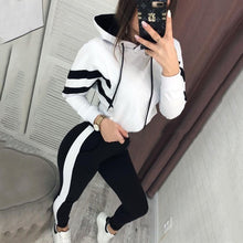 Load image into Gallery viewer, 2019 Europe and the United States autumn new fashion classic striped women's hooded open-air sweater set two-piece